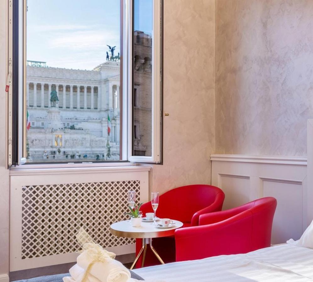 Piazza Venezia Luxury Suite Roma Exterior foto