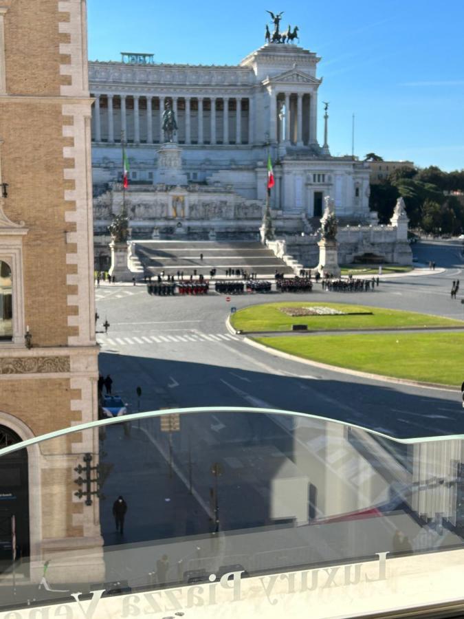 Piazza Venezia Luxury Suite Roma Exterior foto