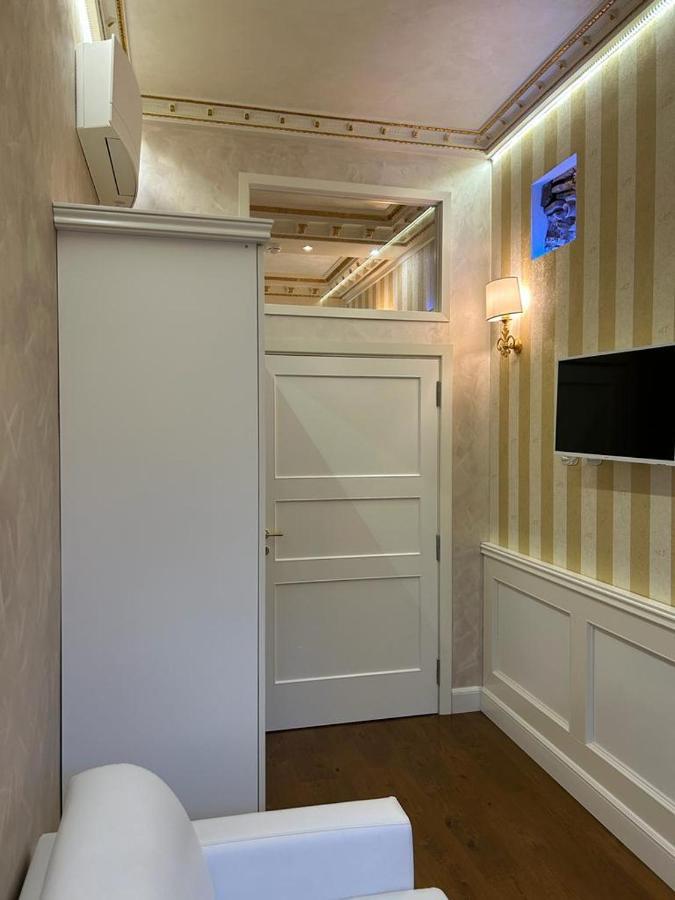 Piazza Venezia Luxury Suite Roma Exterior foto