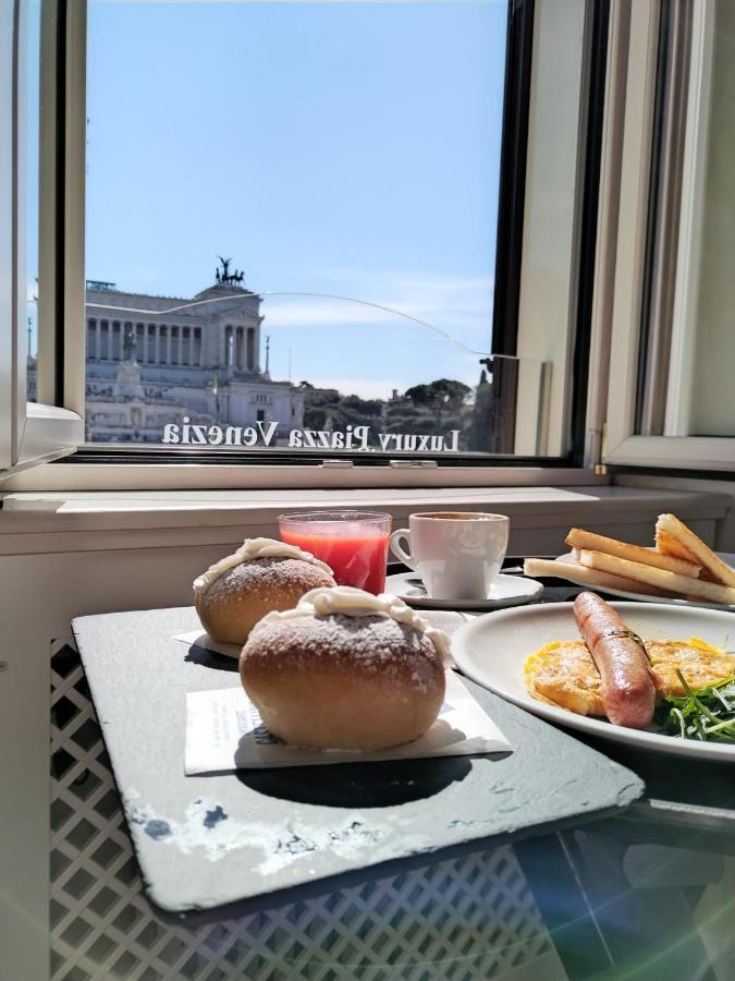 Piazza Venezia Luxury Suite Roma Exterior foto