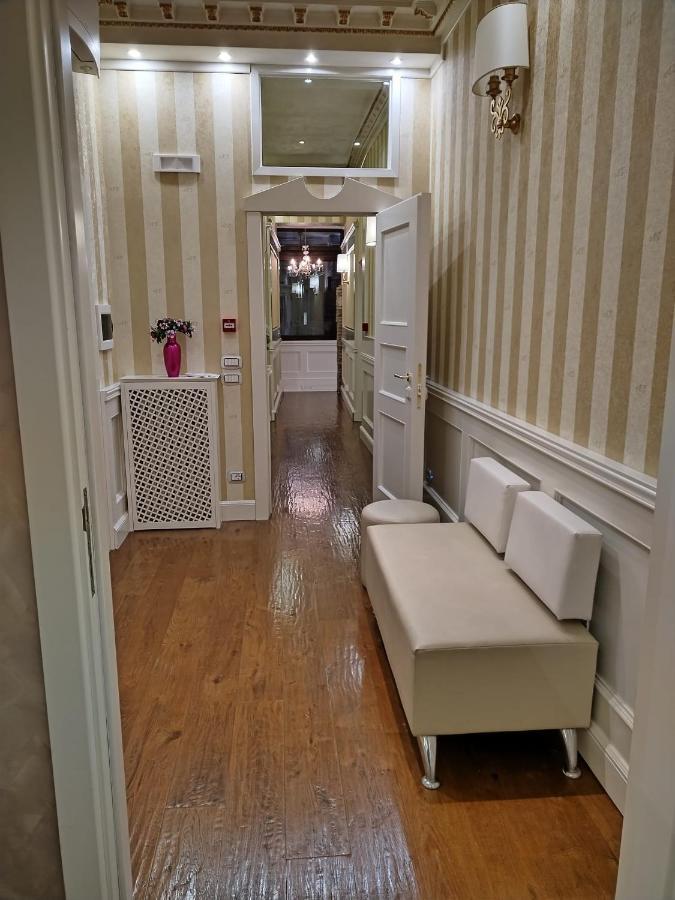 Piazza Venezia Luxury Suite Roma Exterior foto